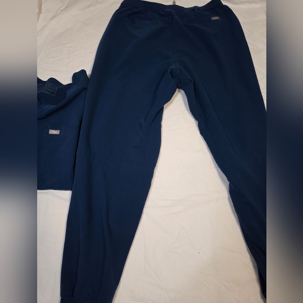 Figs Technical Collection Size Large Set Pants An… - image 4